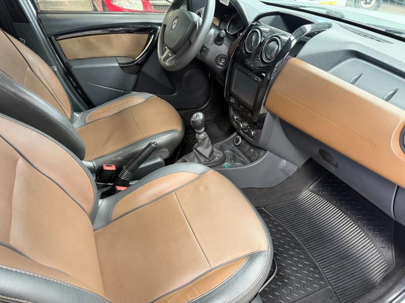 DUSTER 2.0 DYNAMIQUE 4X4 16V FLEX 4P MANUAL - 2019 - CAXIAS DO SUL