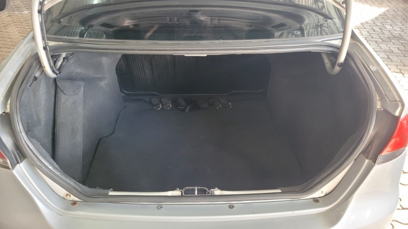 SIENA 1.4 MPI ELX 8V FLEX 4P MANUAL - 2008 - GARIBALDI