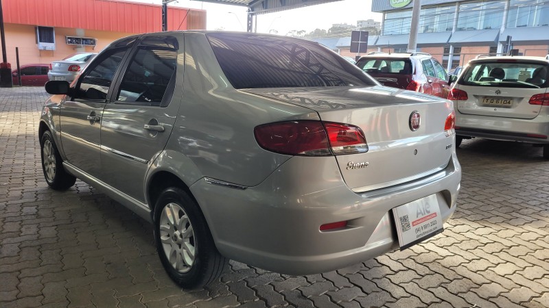 SIENA 1.4 MPI ELX 8V FLEX 4P MANUAL - 2008 - GARIBALDI