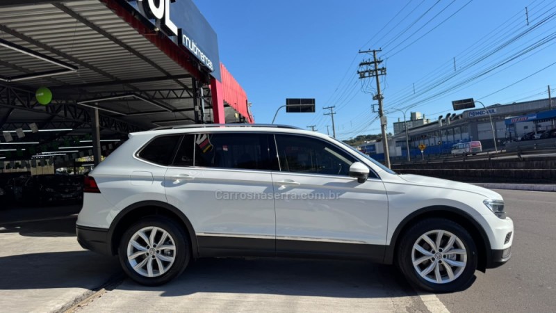 TIGUAN 1.4 ALLSPACE COMFORT 250 TSI FLEX 4P - 2020 - CAXIAS DO SUL