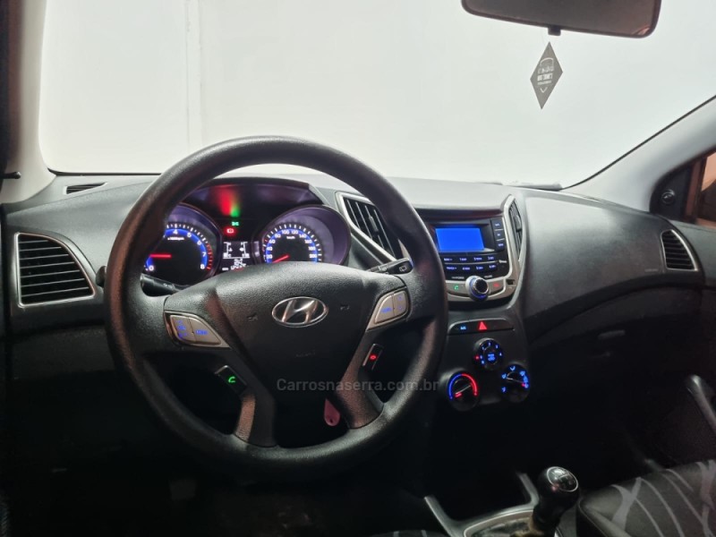 HB20 1.0 COMFORT 12V FLEX 4P MANUAL - 2014 - VACARIA