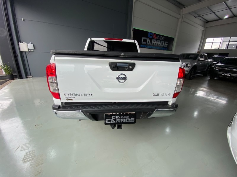 FRONTIER 2.3 XE 4X4 CD BI TURBO DIESEL 4P AUTOMÁTICO - 2021 - LAJEADO