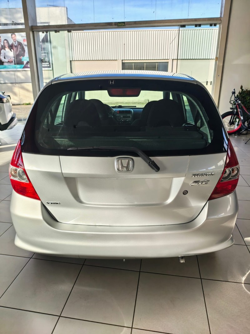 FIT 1.5 EX 16V FLEX 4P AUTOMÁTICO - 2008 - FARROUPILHA