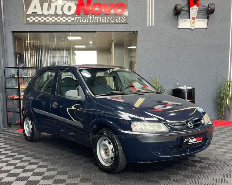 CELTA 1.0 MPFI SPIRIT 8V FLEX 4P MANUAL - 2005 - VACARIA