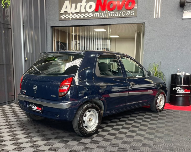CELTA 1.0 MPFI SPIRIT 8V FLEX 4P MANUAL - 2005 - VACARIA