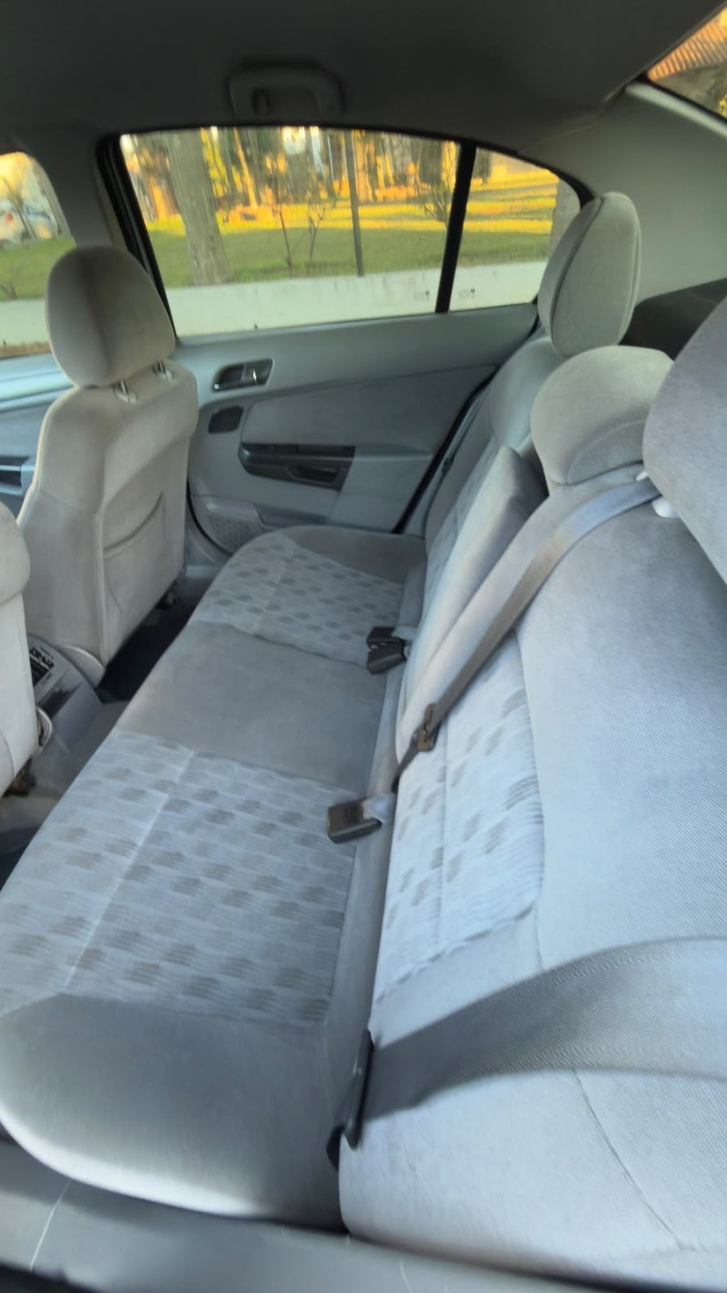 VECTRA 2.0 MPFI ELEGANCE 8V 140CV FLEX 4P AUTOMÁTICO - 2006 - FELIZ