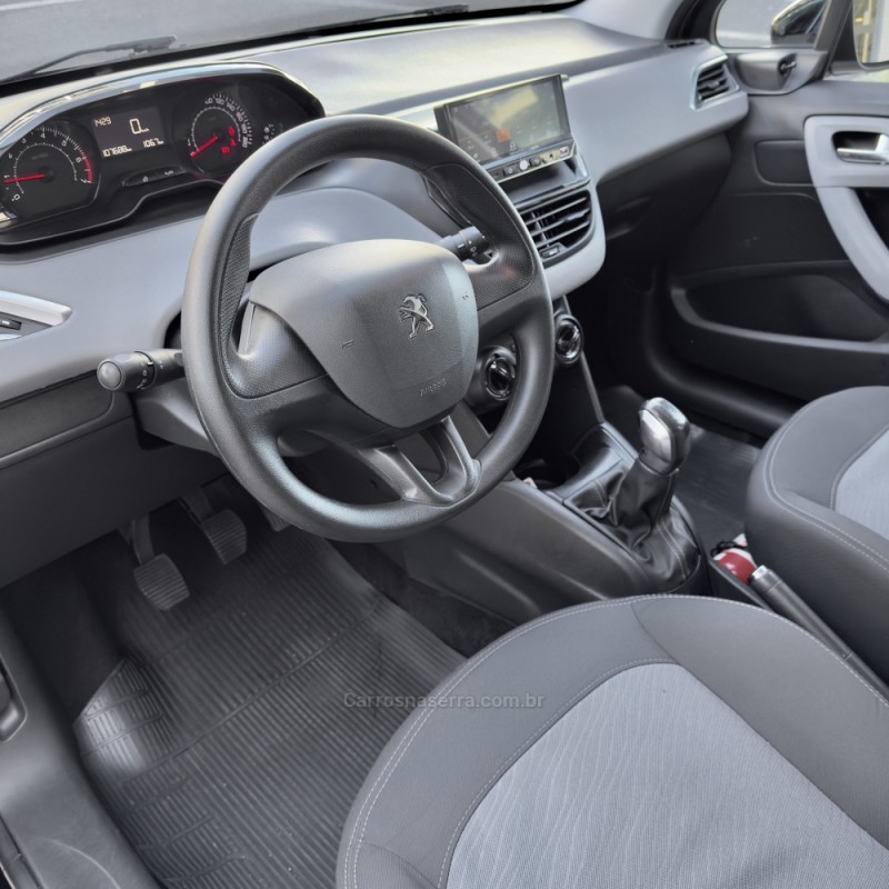 208 1.5 ACTIVE 8V FLEX 4P MANUAL - 2014 - FLORES DA CUNHA