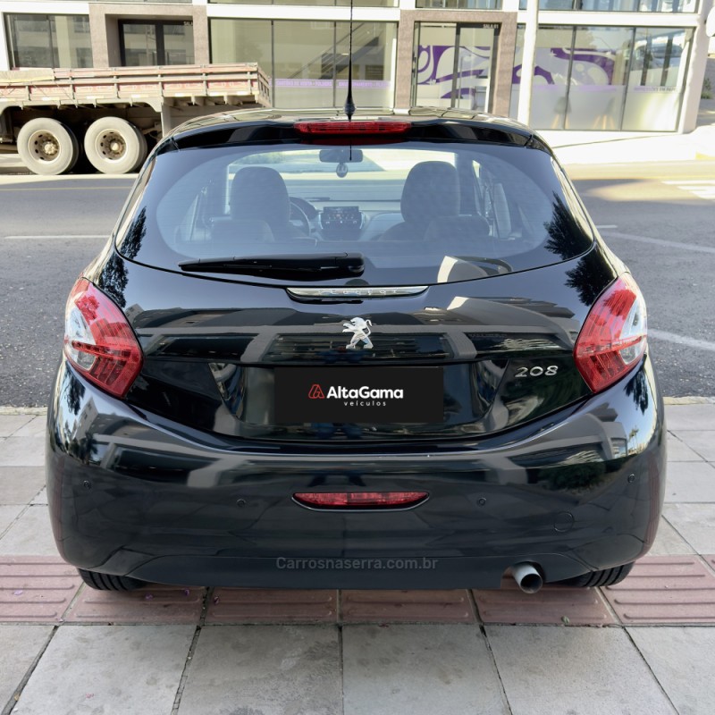 208 1.5 ACTIVE 8V FLEX 4P MANUAL - 2014 - FLORES DA CUNHA