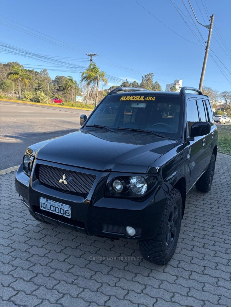 PAJERO TR4 2.0 4X4 16V 133CV FLEX 4P MANUAL - 2008 - CAXIAS DO SUL