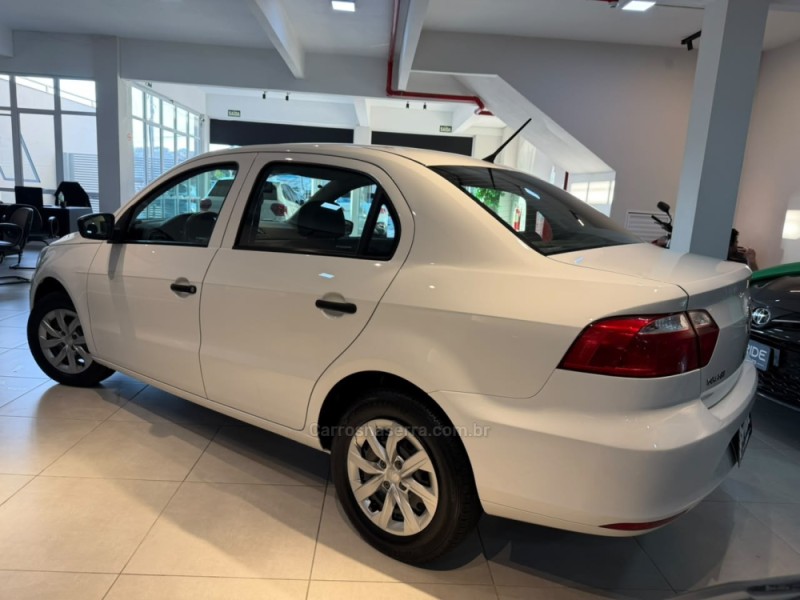 VOYAGE 1.0 12V MPI TOTALFLEX TRENDLINE 4P MANUAL - 2023 - CAXIAS DO SUL