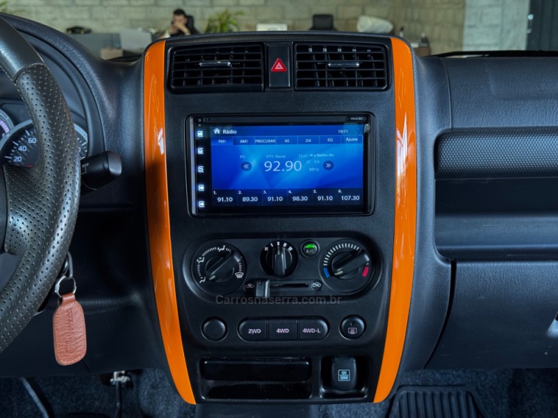JIMNY 1.3 4SPORT 4X4 16V GASOLINA 2P MANUAL - 2019 - DOIS IRMãOS