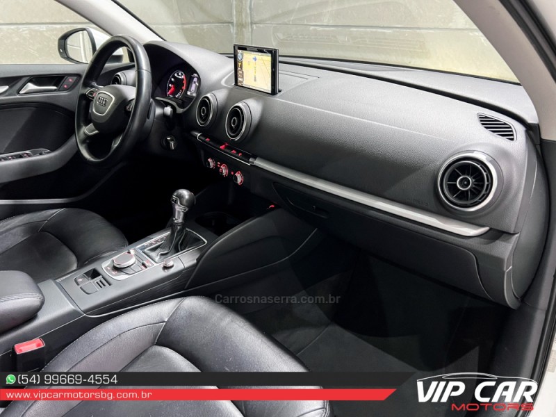 A3 1.4 TFSI SPORTBACK 16V GASOLINA 4P S-TRONIC - 2016 - FARROUPILHA