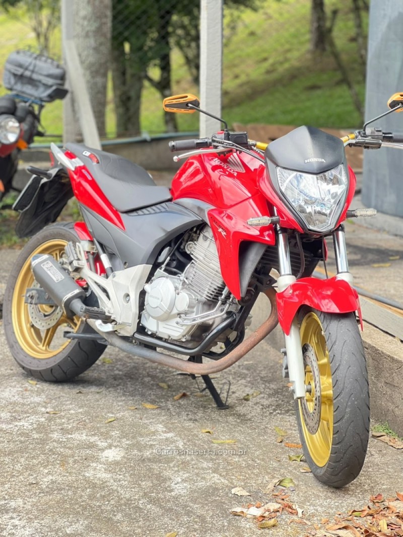 cb 300r  2015 farroupilha