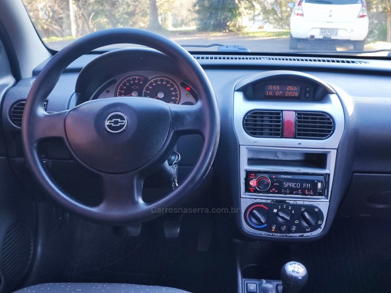 CORSA 1.4 MPFI PREMIUM 8V FLEX 4P MANUAL - 2010 - FARROUPILHA