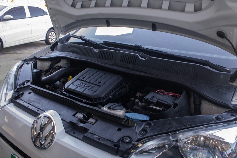 UP 1.0 MPI MOVE UP 12V FLEX 4P MANUAL - 2015 - FARROUPILHA