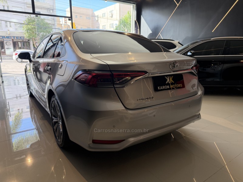 COROLLA 2.0 XEI 16V FLEX 4P AUTOMÁTICO - 2023 - CAXIAS DO SUL