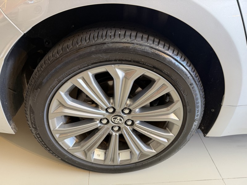 COROLLA 2.0 XEI 16V FLEX 4P AUTOMÁTICO - 2023 - CAXIAS DO SUL