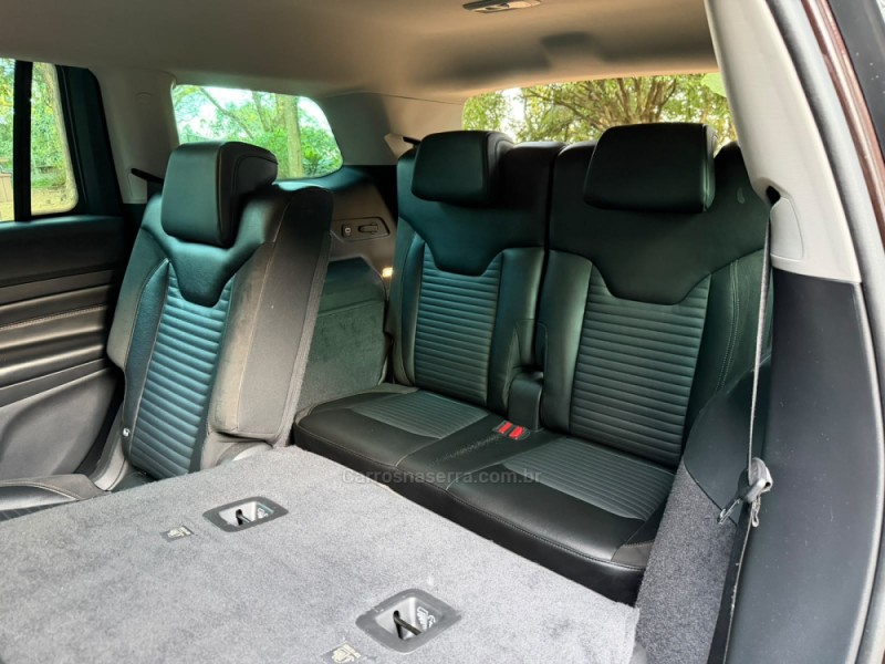 COMMANDER 1.3 LIMITED T270 16V 4X2 TURBO FLEX 4P AUTOMÁTICO - 2022 - DOIS IRMãOS
