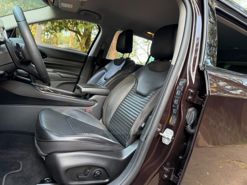 COMMANDER 1.3 LIMITED T270 16V 4X2 TURBO FLEX 4P AUTOMÁTICO - 2022 - DOIS IRMãOS