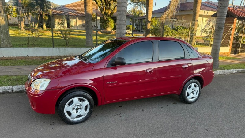 corsa  2008 feliz