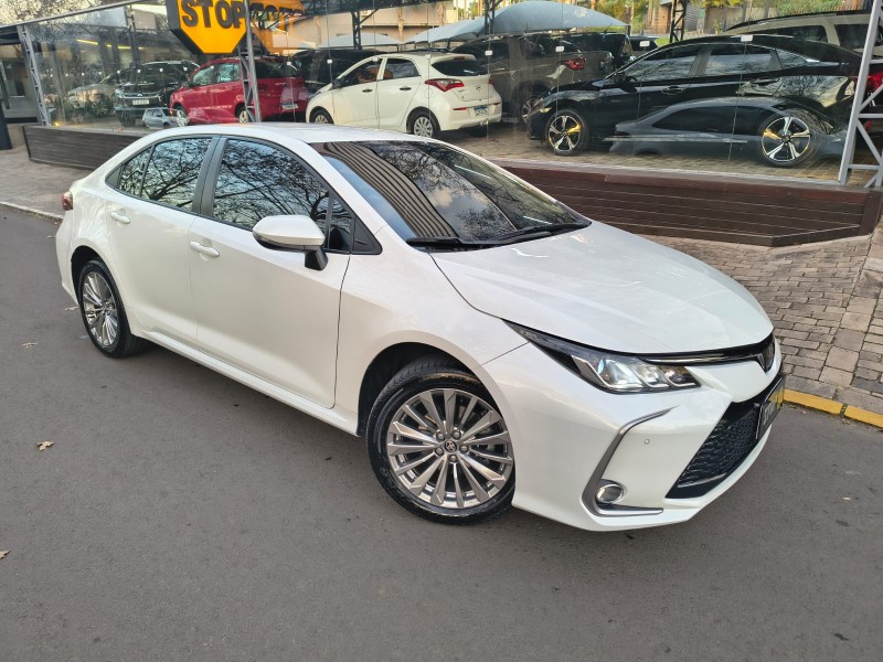 COROLLA 2.0 XEI 16V FLEX 4P AUTOMÁTICO - 2024 - DOIS IRMãOS