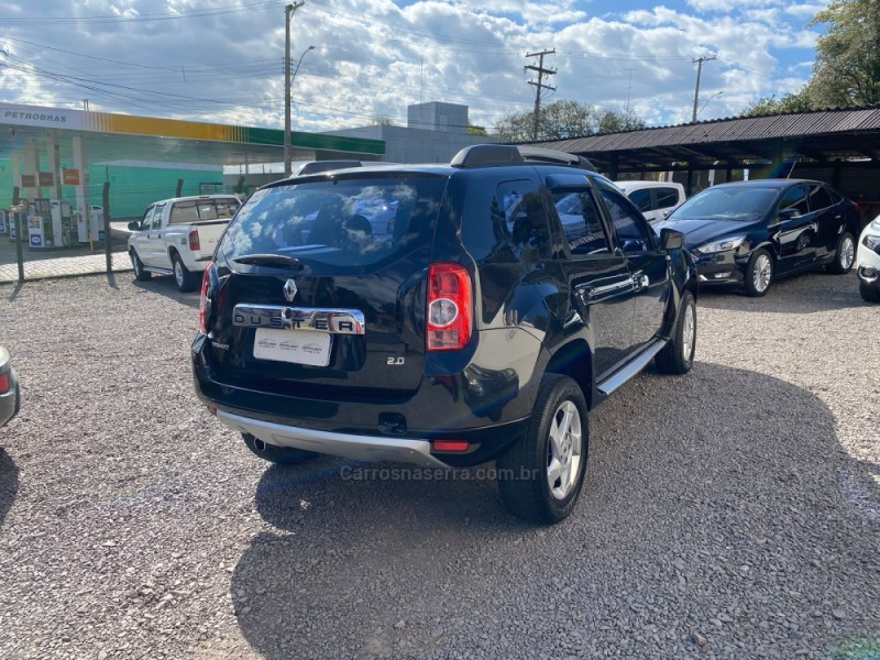 DUSTER 2.0 DYNAMIQUE 4X2 16V FLEX 4P MANUAL - 2012 - FARROUPILHA
