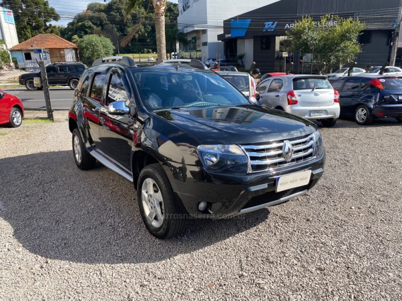 DUSTER 2.0 DYNAMIQUE 4X2 16V FLEX 4P MANUAL - 2012 - FARROUPILHA
