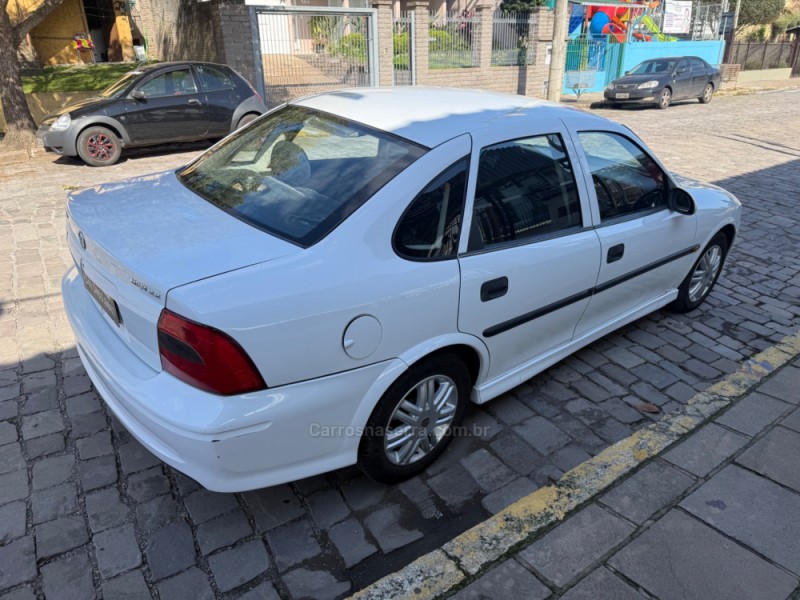 VECTRA 2.2 MPFI GLS 8V GASOLINA 4P MANUAL - 2000 - BENTO GONçALVES
