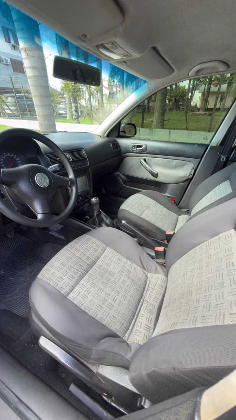 GOLF 1.6 MI BLACK & SILVER 8V GASOLINA 4P MANUAL - 2003 - FELIZ