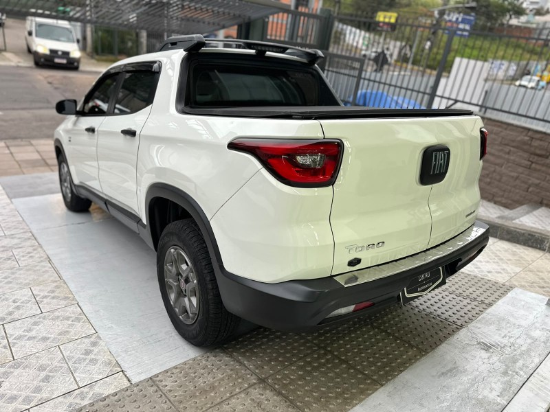 TORO 2.0 16V TURBO DIESEL FREEDOM 4WD MANUAL - 2018 - CAXIAS DO SUL