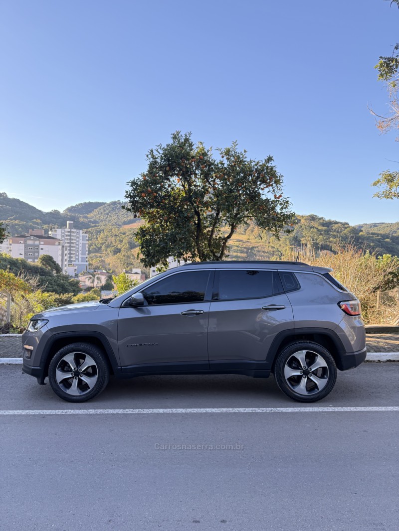 COMPASS 2.0 16V FLEX LONGITUDE AUTOMÁTICO - 2018 - NOVA ARAçá