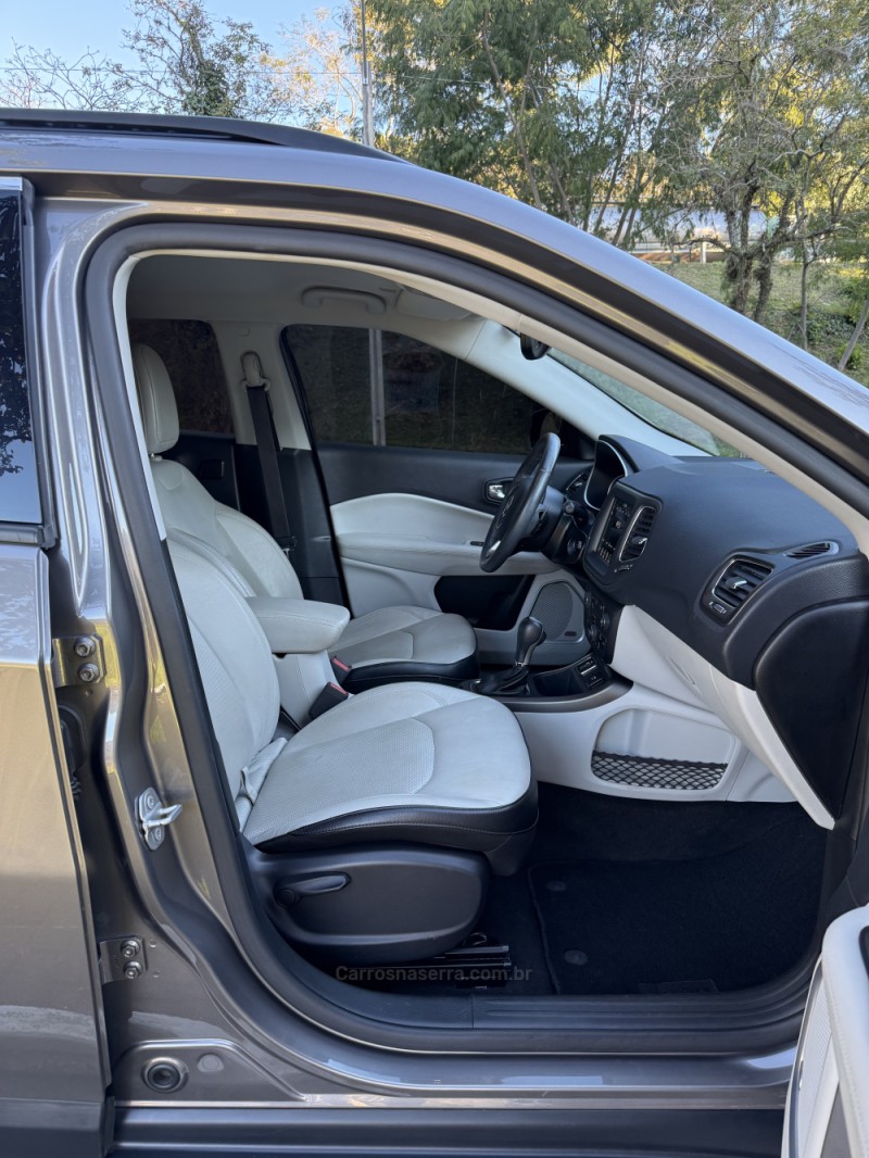 COMPASS 2.0 16V FLEX LONGITUDE AUTOMÁTICO - 2018 - NOVA ARAçá