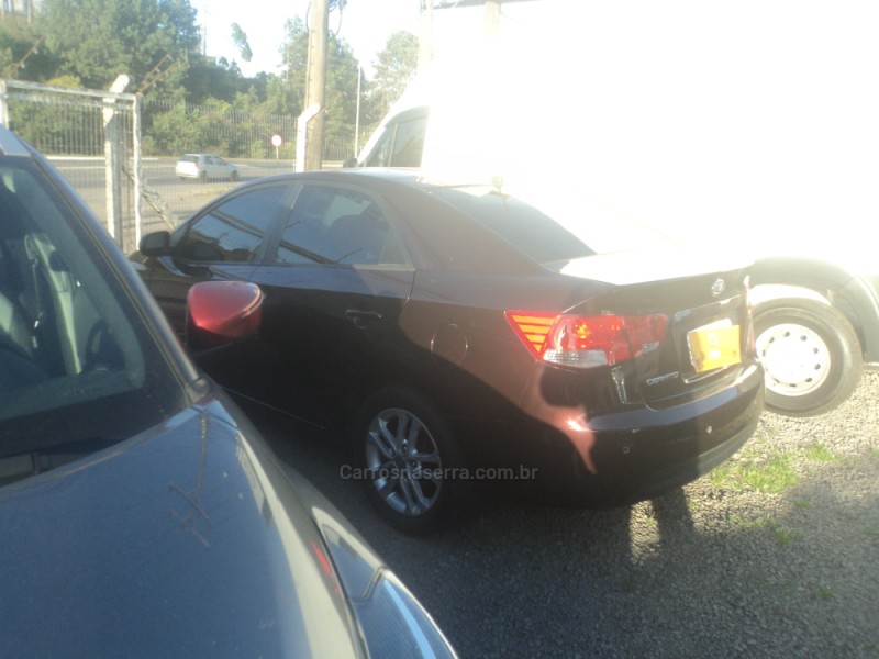 CERATO 1.6 EX3 SEDAN 16V GASOLINA 4P MANUAL - 2011 - FARROUPILHA