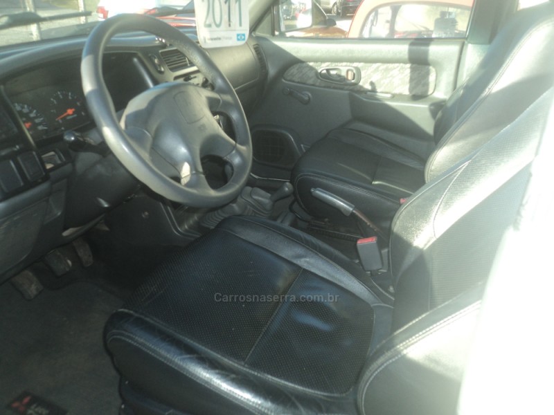 L200 2.5 GL 4X4 CD 8V TURBO DIESEL 4P MANUAL - 2011 - FARROUPILHA