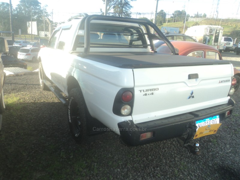 L200 2.5 GL 4X4 CD 8V TURBO DIESEL 4P MANUAL - 2011 - FARROUPILHA
