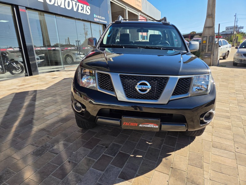 FRONTIER 2.5 SV ATTACK 4X4 CD TURBO ELETRONIC DIESEL 4P MANUAL - 2014 - VACARIA
