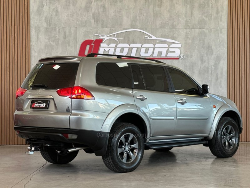 PAJERO DAKAR 3.2 4X4 16V 7 LUGARES TURBO INTERCOOLER DIESEL 4P AUTOMÁTICO - 2012 - NOVO HAMBURGO