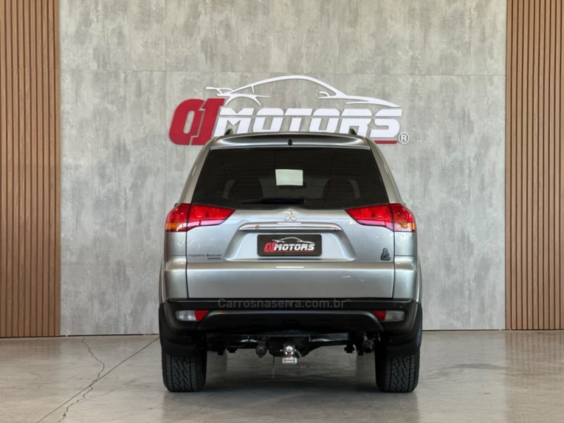 PAJERO DAKAR 3.2 4X4 16V 7 LUGARES TURBO INTERCOOLER DIESEL 4P AUTOMÁTICO - 2012 - NOVO HAMBURGO