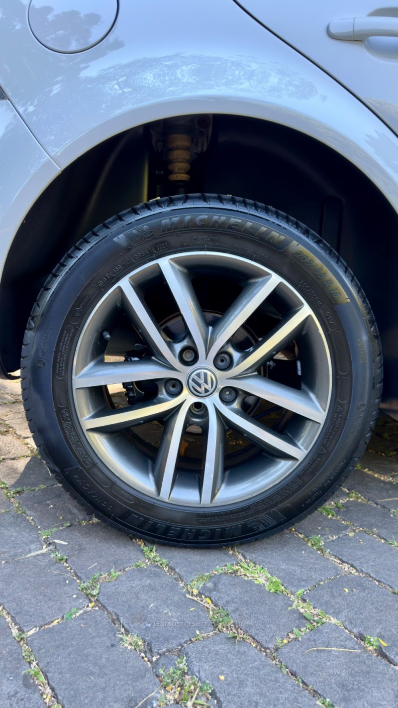 GOLF 1.6 MI SPORTLINE LIMITED EDITION 8V FLEX 4P MANUAL - 2012 - CAXIAS DO SUL