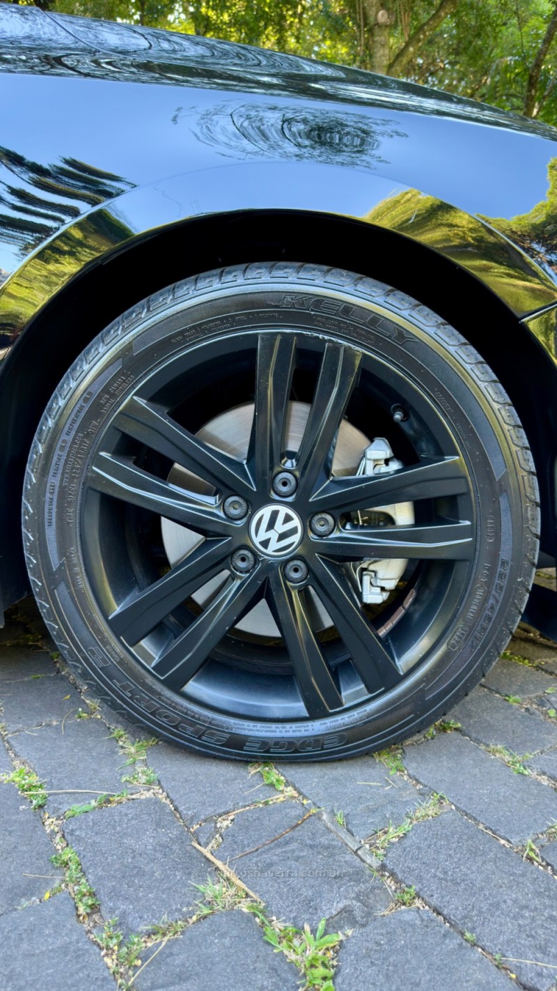 JETTA 2.0 TSI HIGHLINE 211CV GASOLINA 4P DSG - 2016 - CAXIAS DO SUL