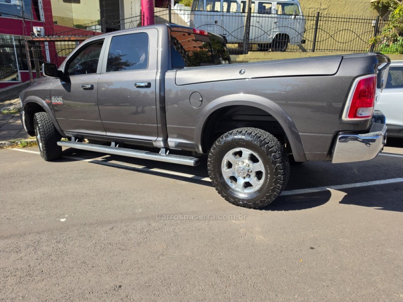 2500 LARAMIE 6.7 CD 4X4 TDI DIESEL 4P AUTOMÁTICA - 2017 - VERANóPOLIS