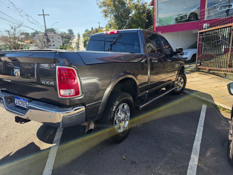 2500 LARAMIE 6.7 CD 4X4 TDI DIESEL 4P AUTOMÁTICA - 2017 - VERANóPOLIS