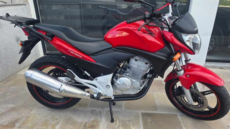 CB 300R  - 2011 - SãO MARCOS