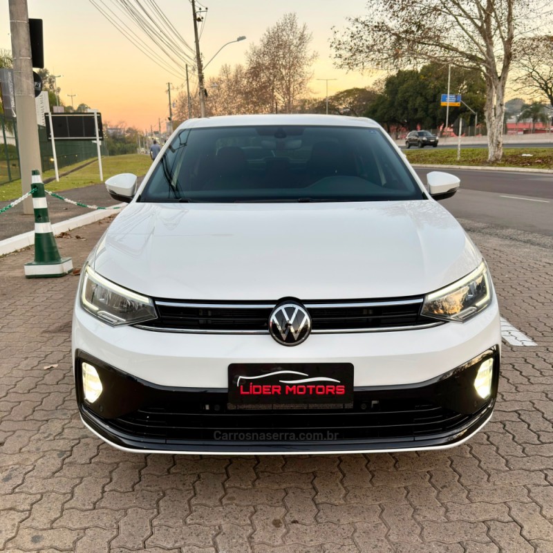 VIRTUS 1.0 200 TSI HIGHLINE AUTOMÁTICO - 2023 - ESTâNCIA VELHA