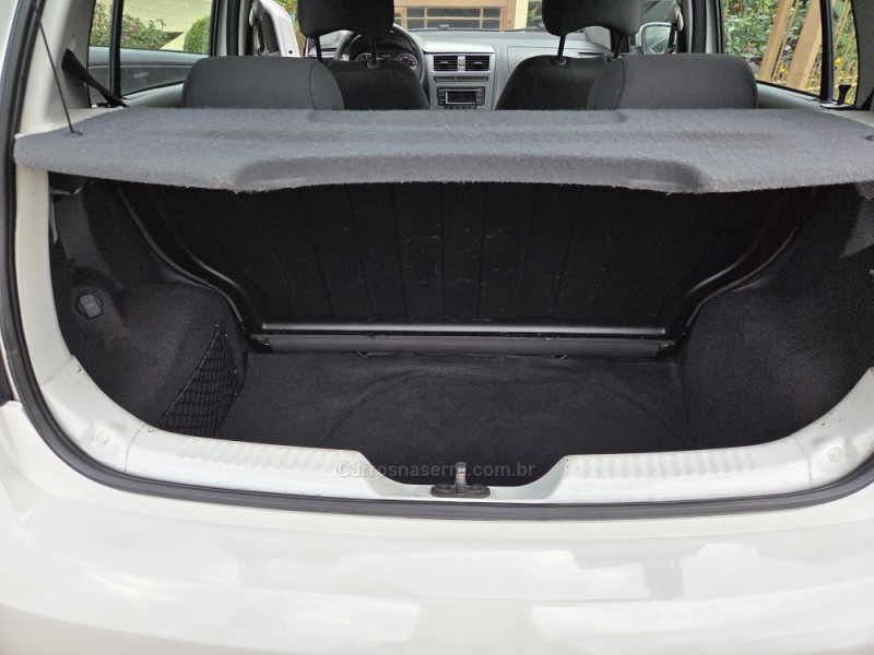 FOX 1.6 MSI TRENDLINE 8V FLEX 4P MANUAL - 2016 - PICADA CAFé