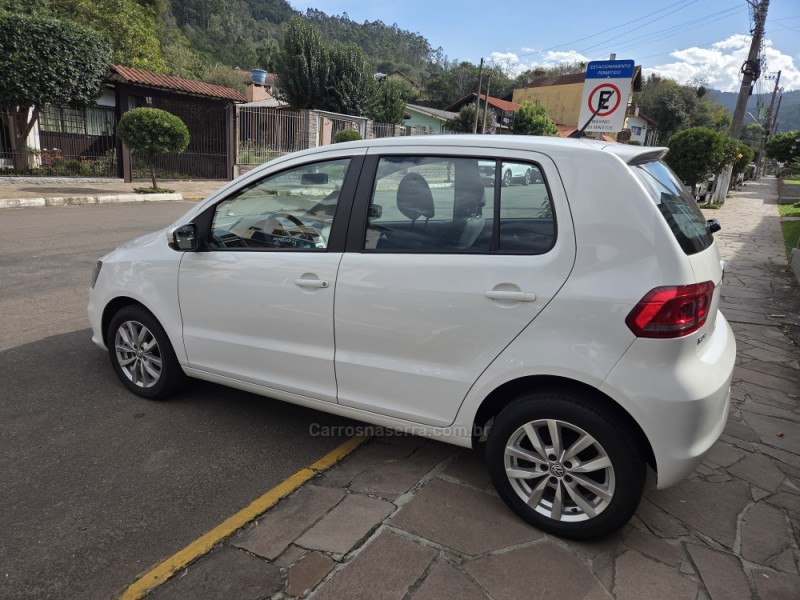 FOX 1.6 MSI TRENDLINE 8V FLEX 4P MANUAL - 2016 - PICADA CAFé
