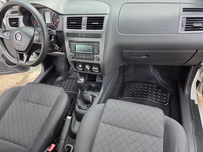 FOX 1.6 MSI TRENDLINE 8V FLEX 4P MANUAL - 2016 - PICADA CAFé