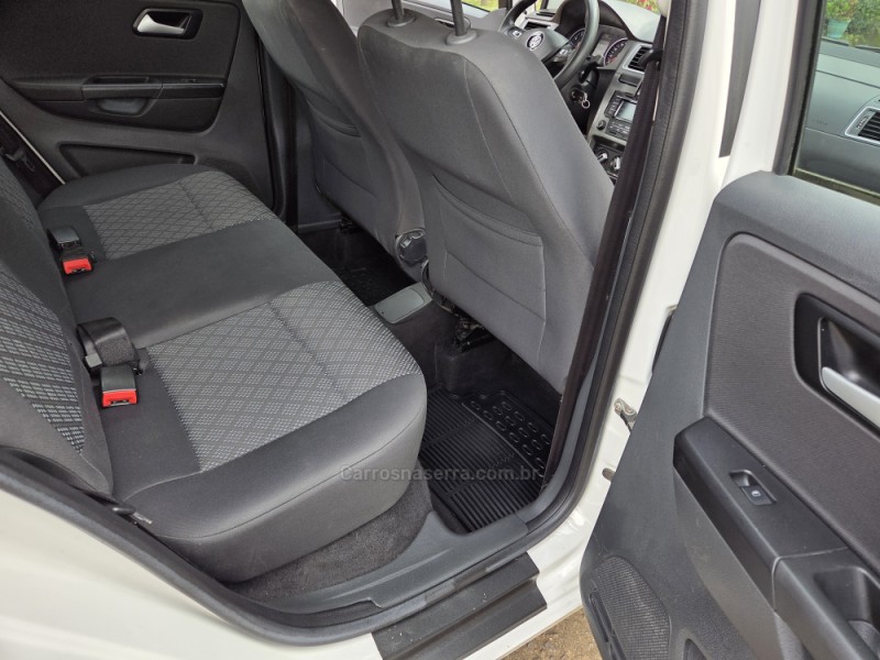 FOX 1.6 MSI TRENDLINE 8V FLEX 4P MANUAL - 2016 - PICADA CAFé