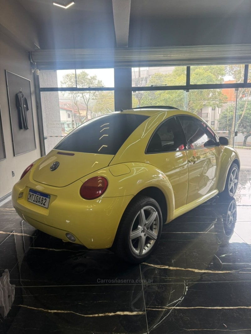 NEW BEETLE 2.0 MI 8V GASOLINA 2P AUTOMÁTICO - 2001 - CAXIAS DO SUL