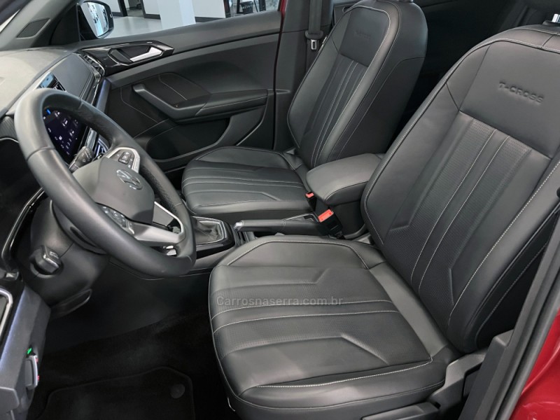 T-CROSS 1.4 HIGHLINE TSI 16V FLEX 4P AUTOMÁTICO - 2025 - FLORES DA CUNHA